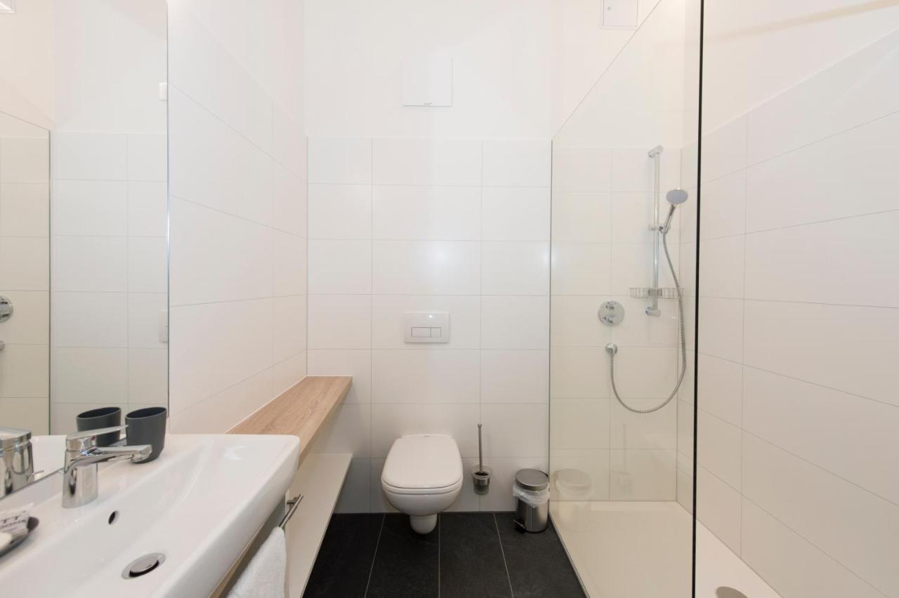 Tt-Rooms - Kontaktlos Mit Self Check-In I Free Parking Graz Luaran gambar